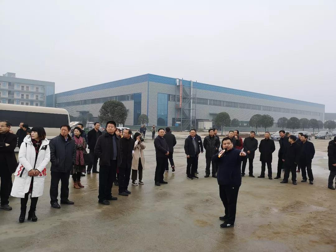 隨州市委、市人大代表團(tuán)蒞臨程力集團(tuán)商用車產(chǎn)業(yè)園視察：